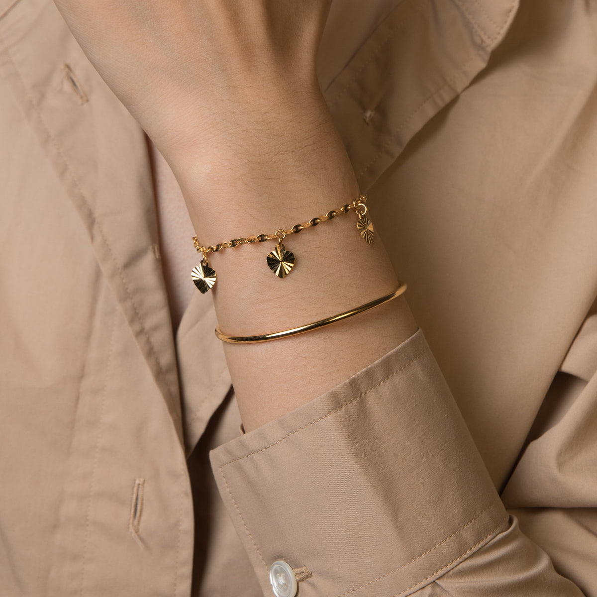 Explore Our Dazzling Bracelets Collection Online - The Luxury Hut