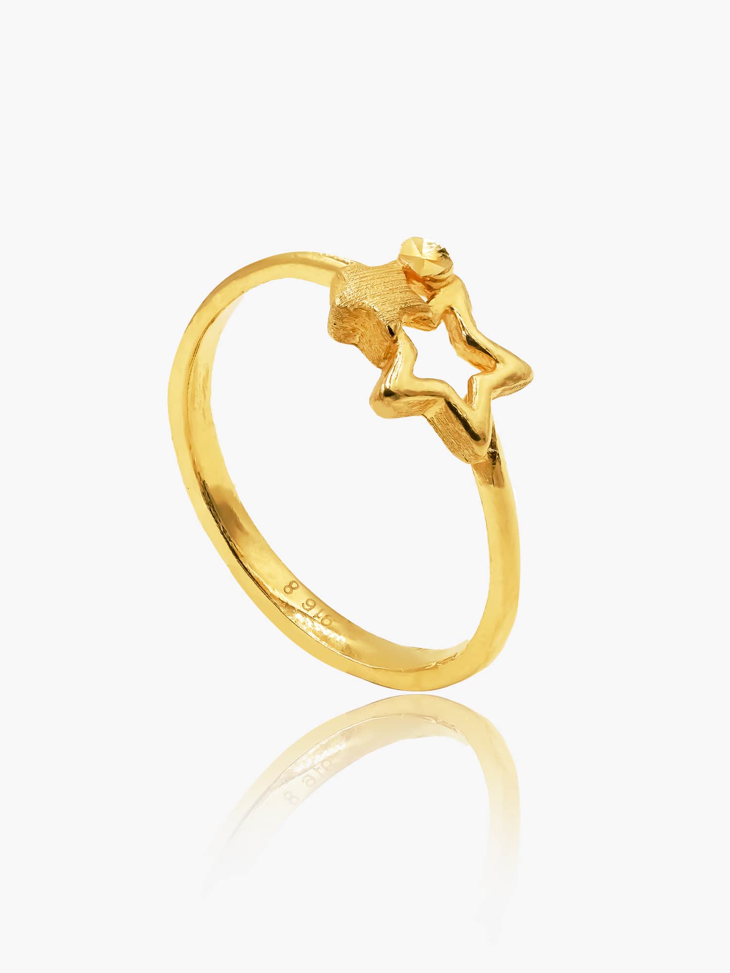 916 Gold Affinity Star Ring