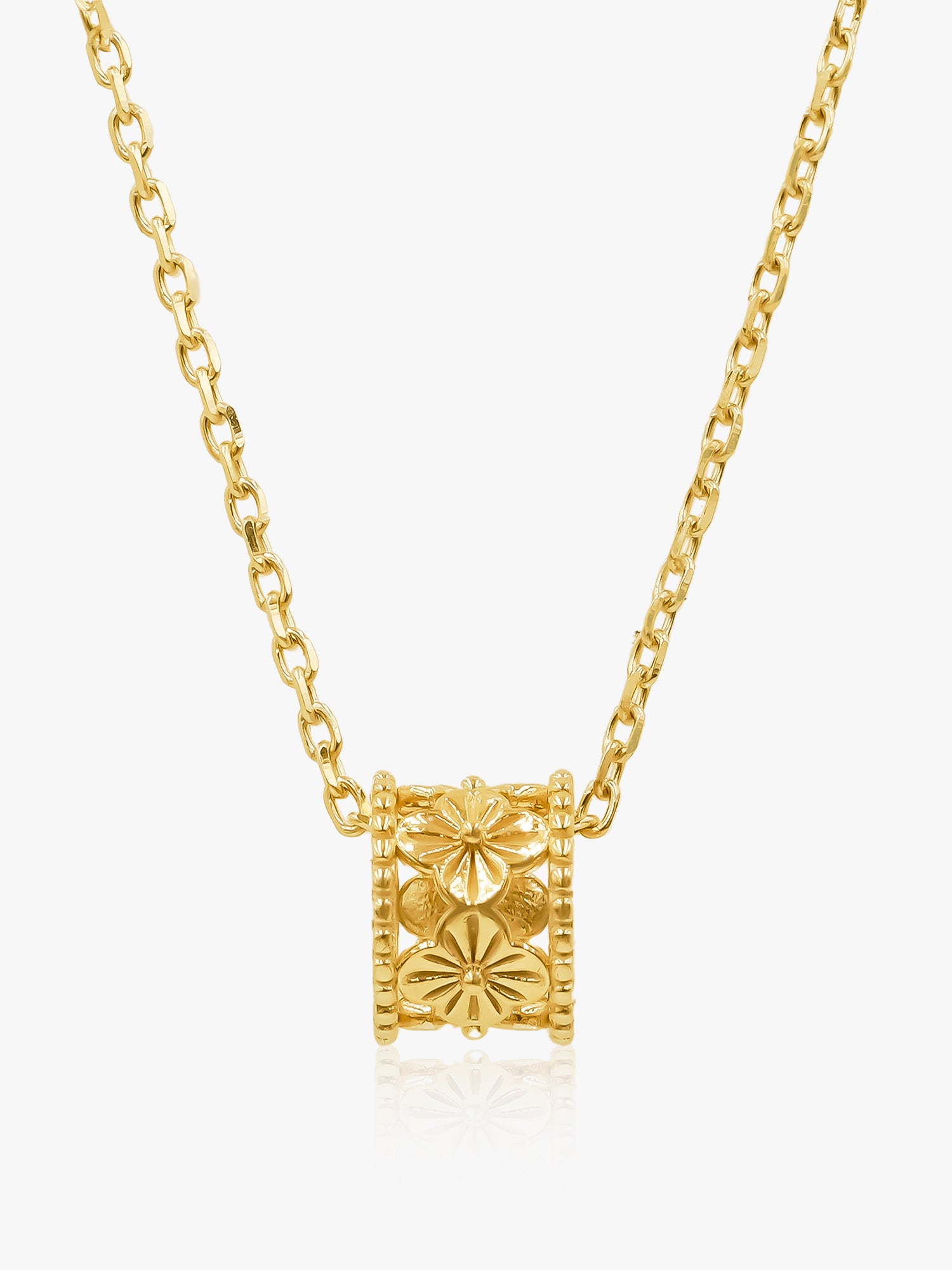 916 Gold Barrel Clover Necklace