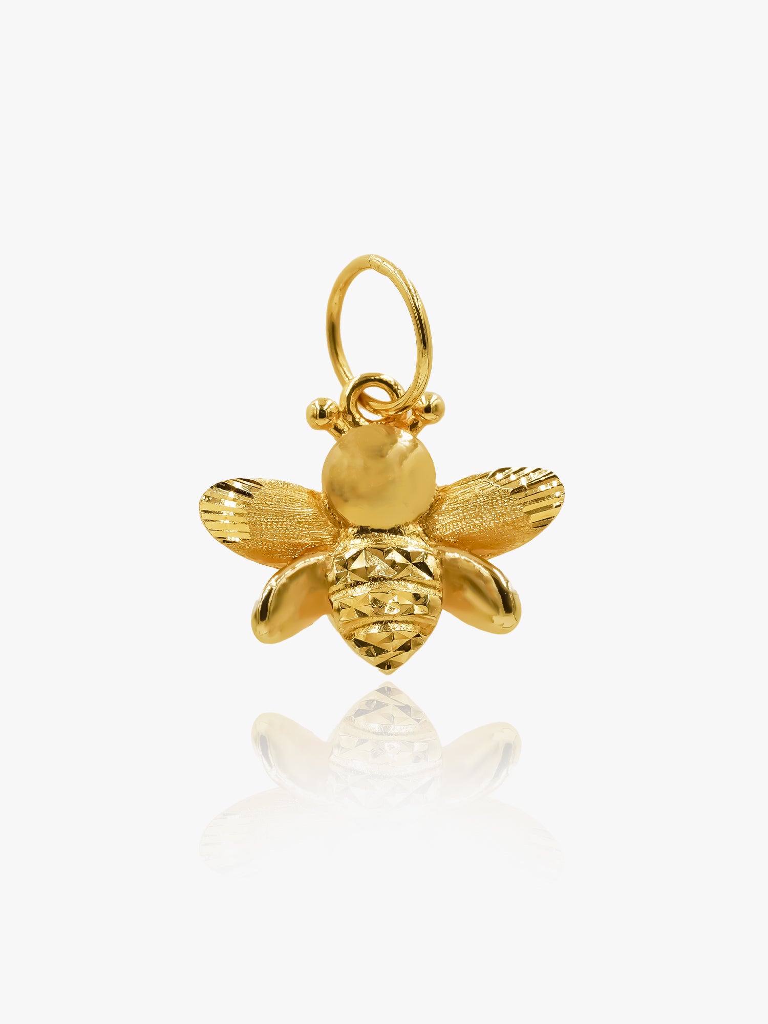 916 Gold Bee Pendant