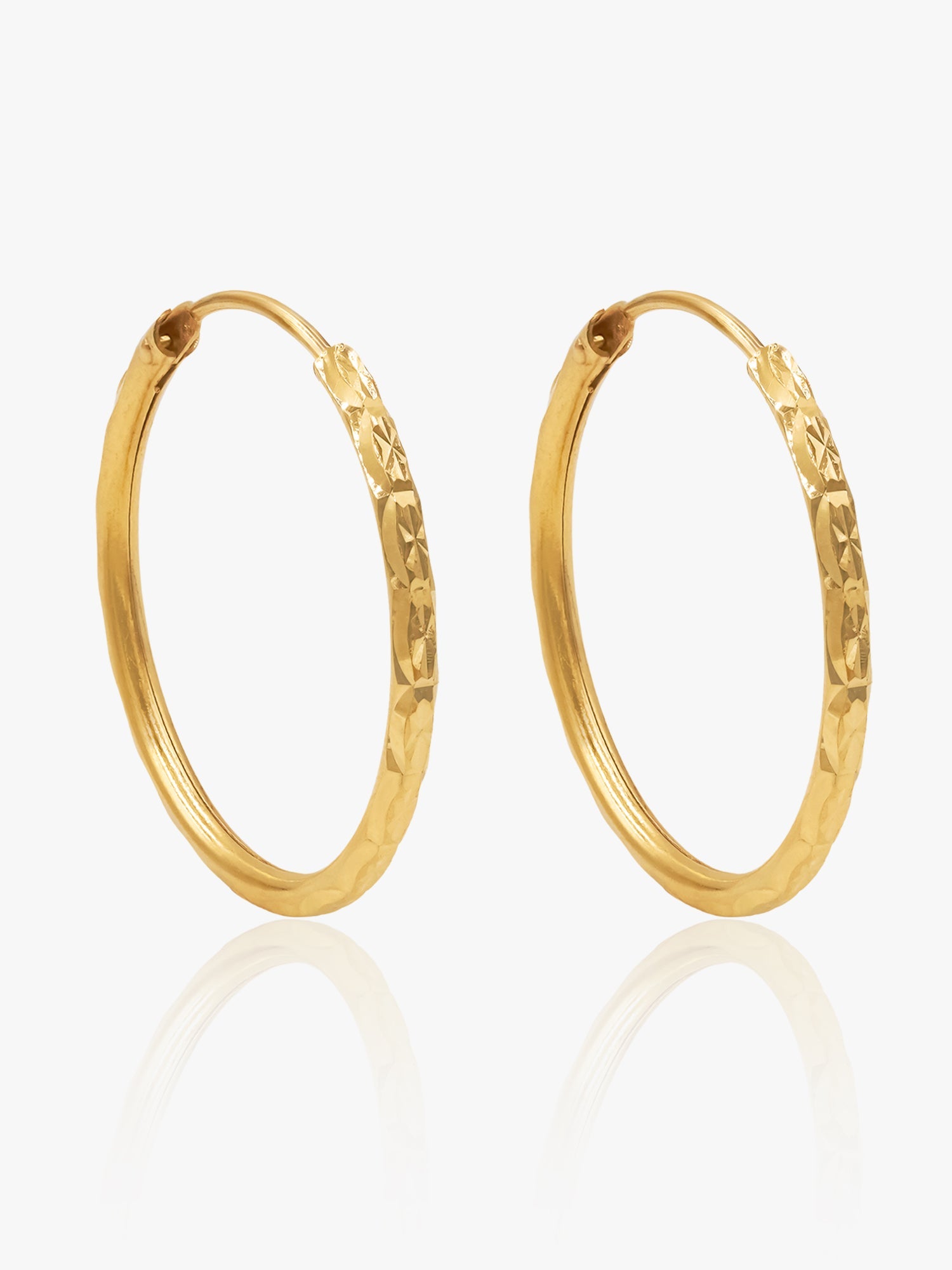 916 Gold Engraved Earring