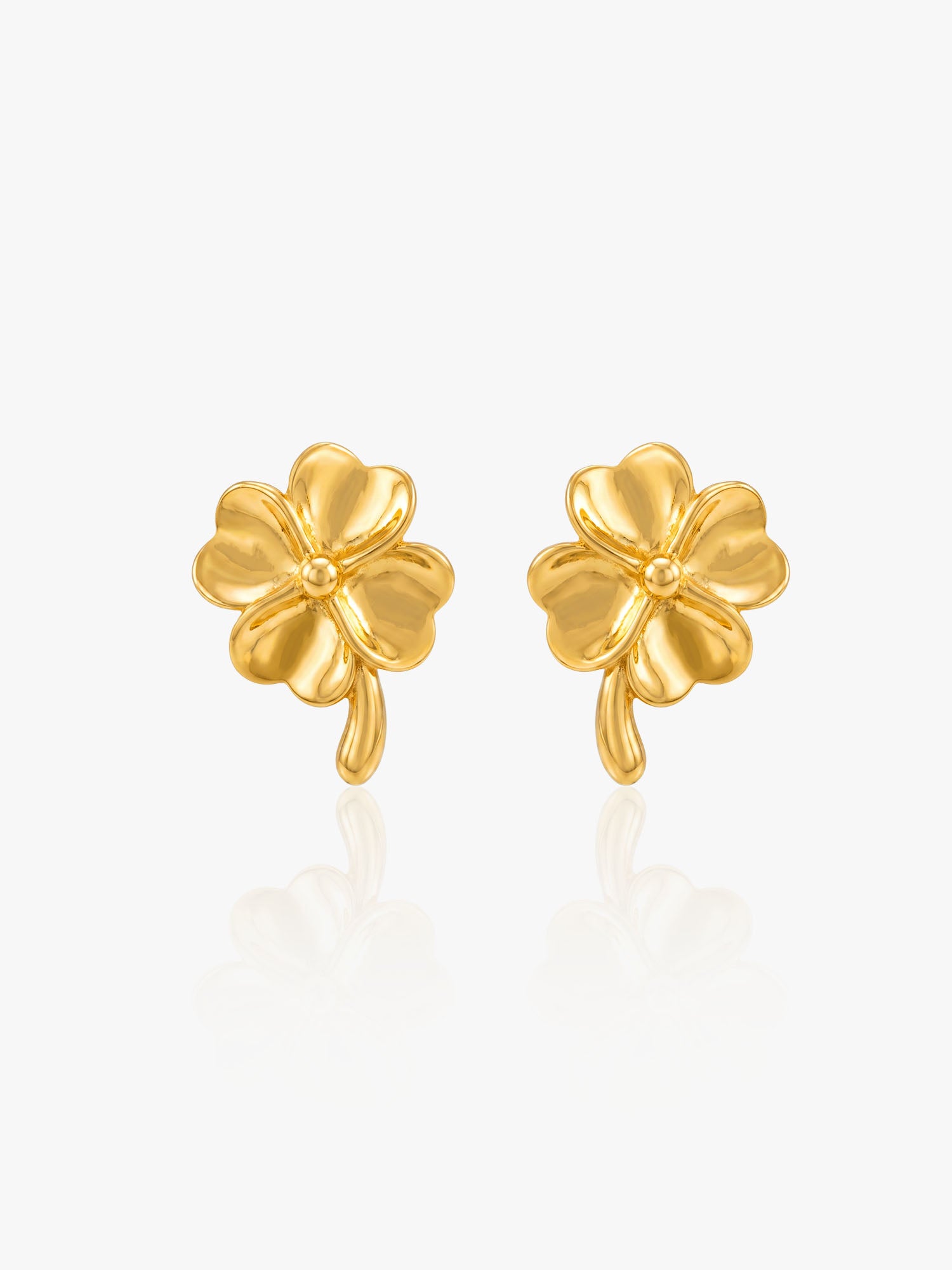 916 Gold 3D Classic Clover Ear Stud