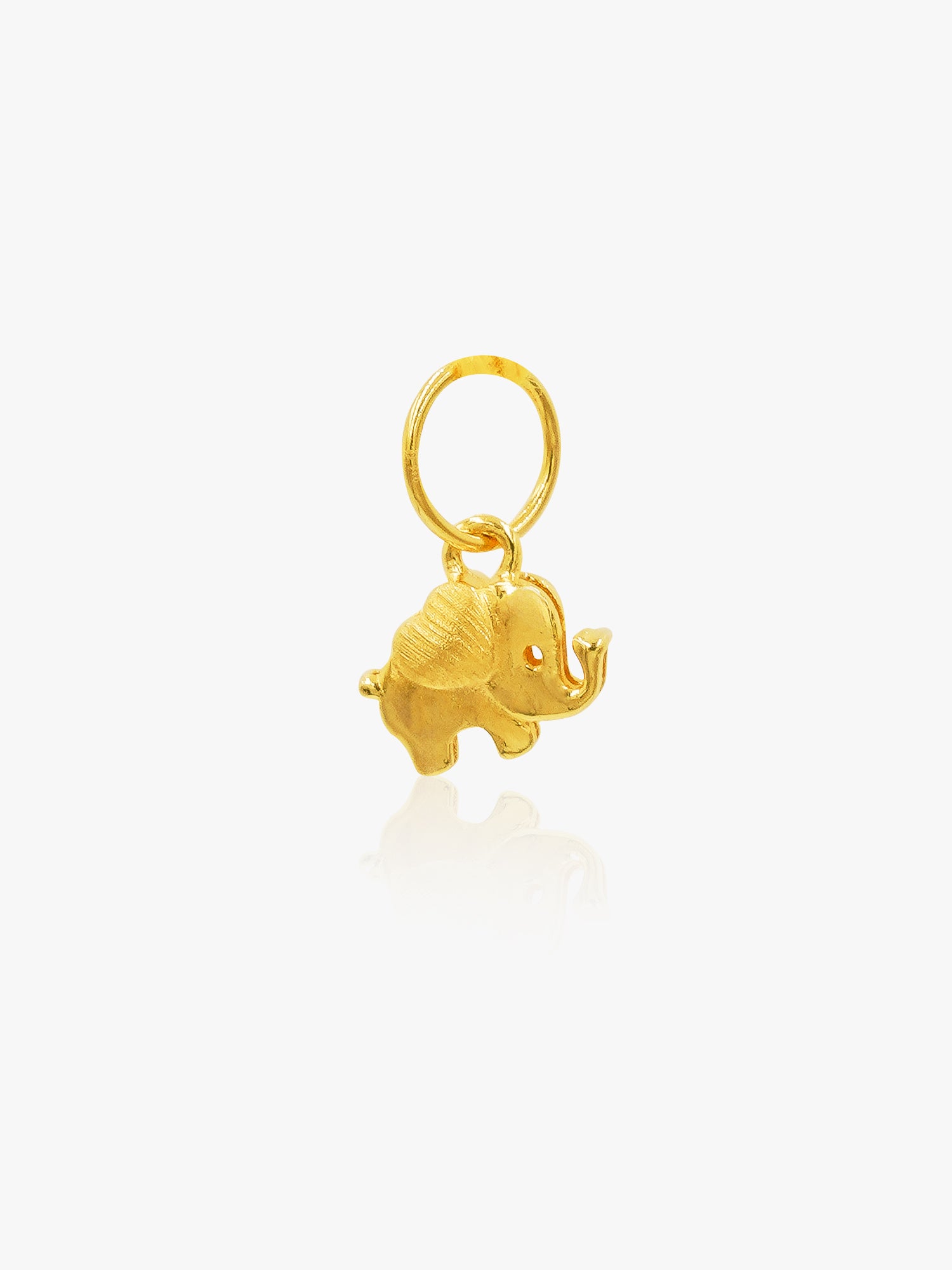 916 Gold Elephant Pendant