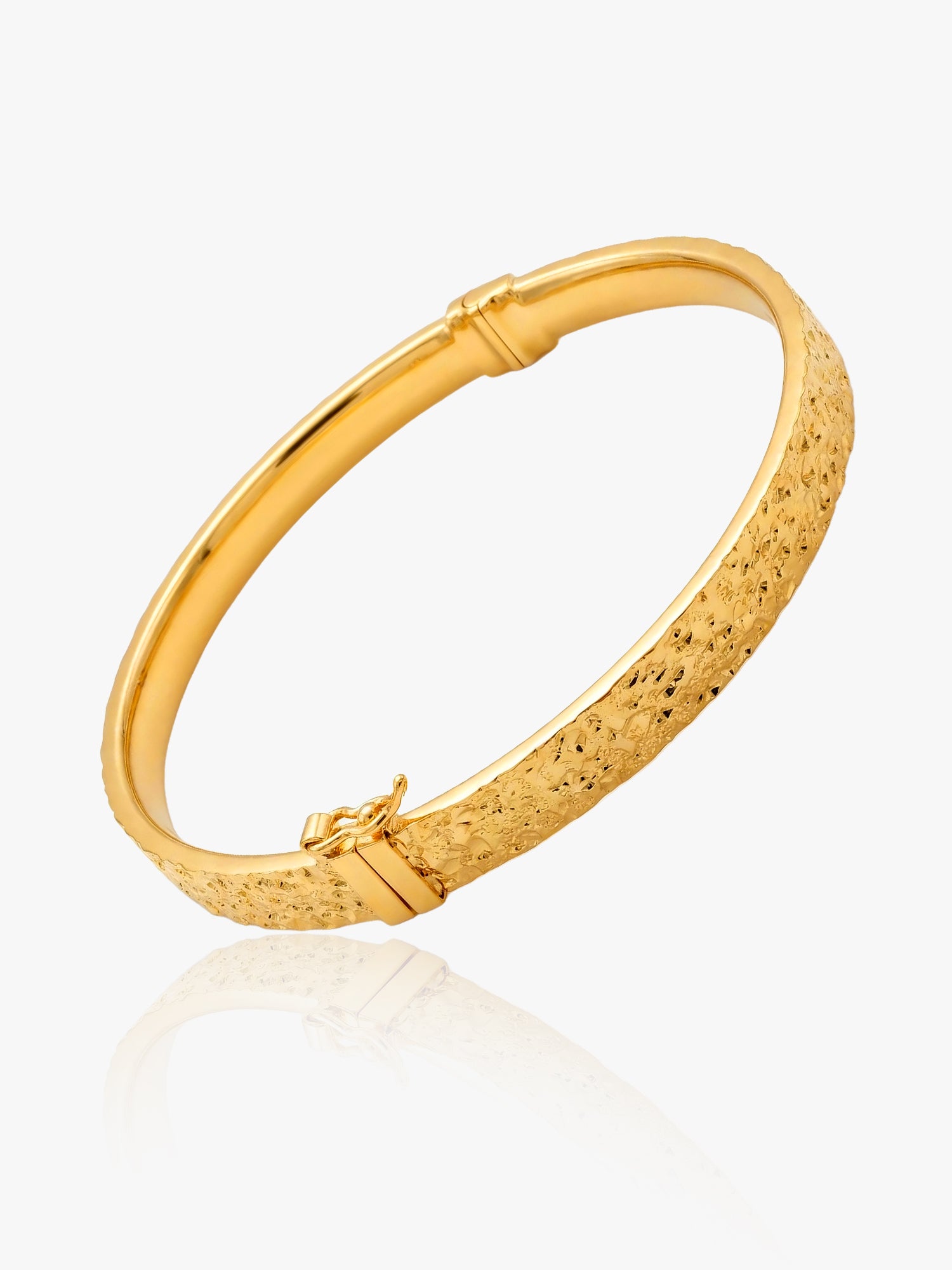 916 Gold Hammered Glow Bangle