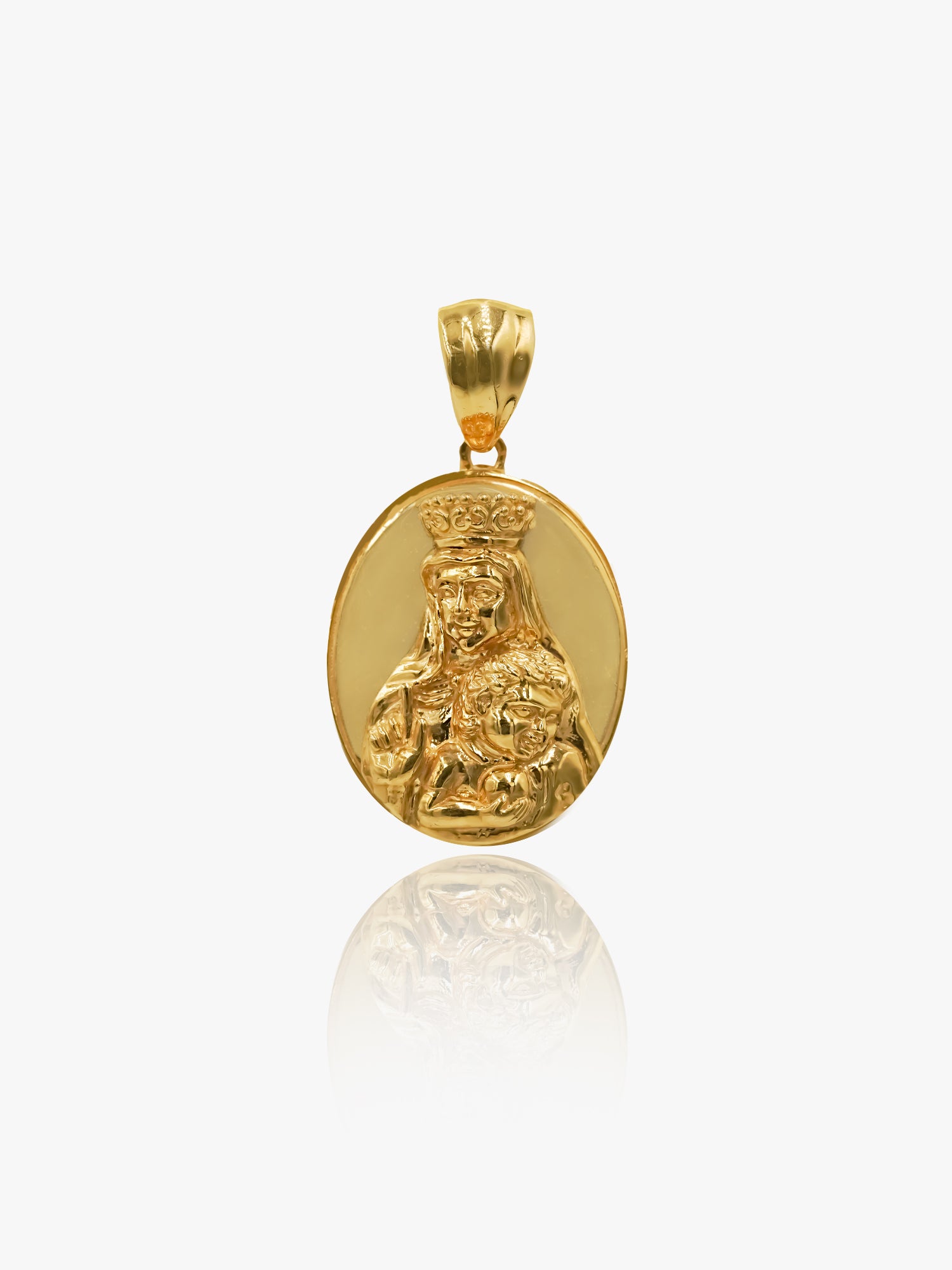 916 Gold Maria Pendant