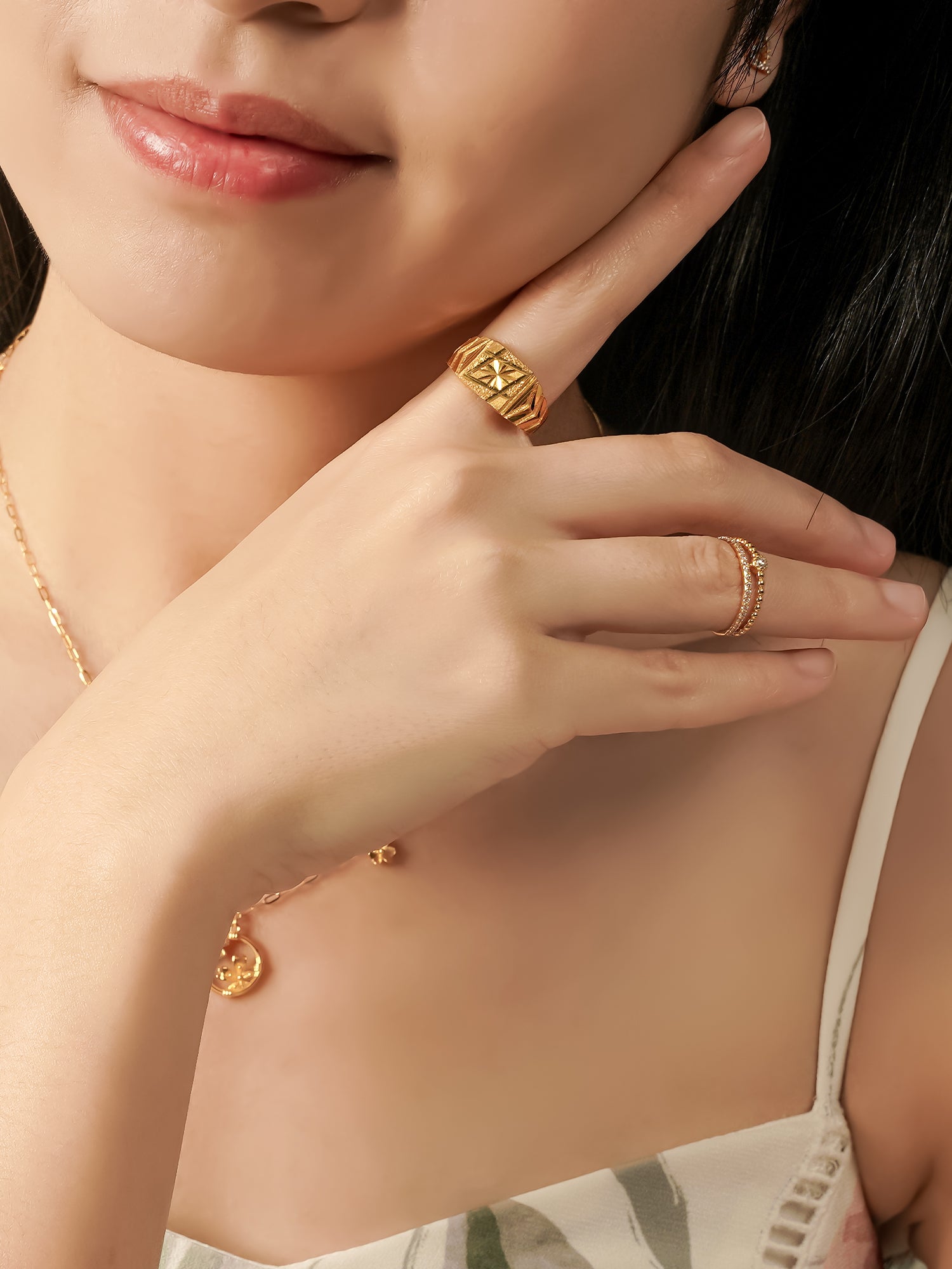 916 Gold Nebula Ring