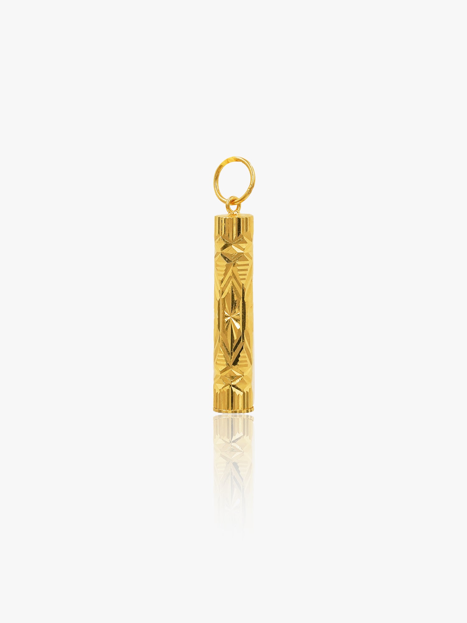 916 Gold Star Cylinder Pendant