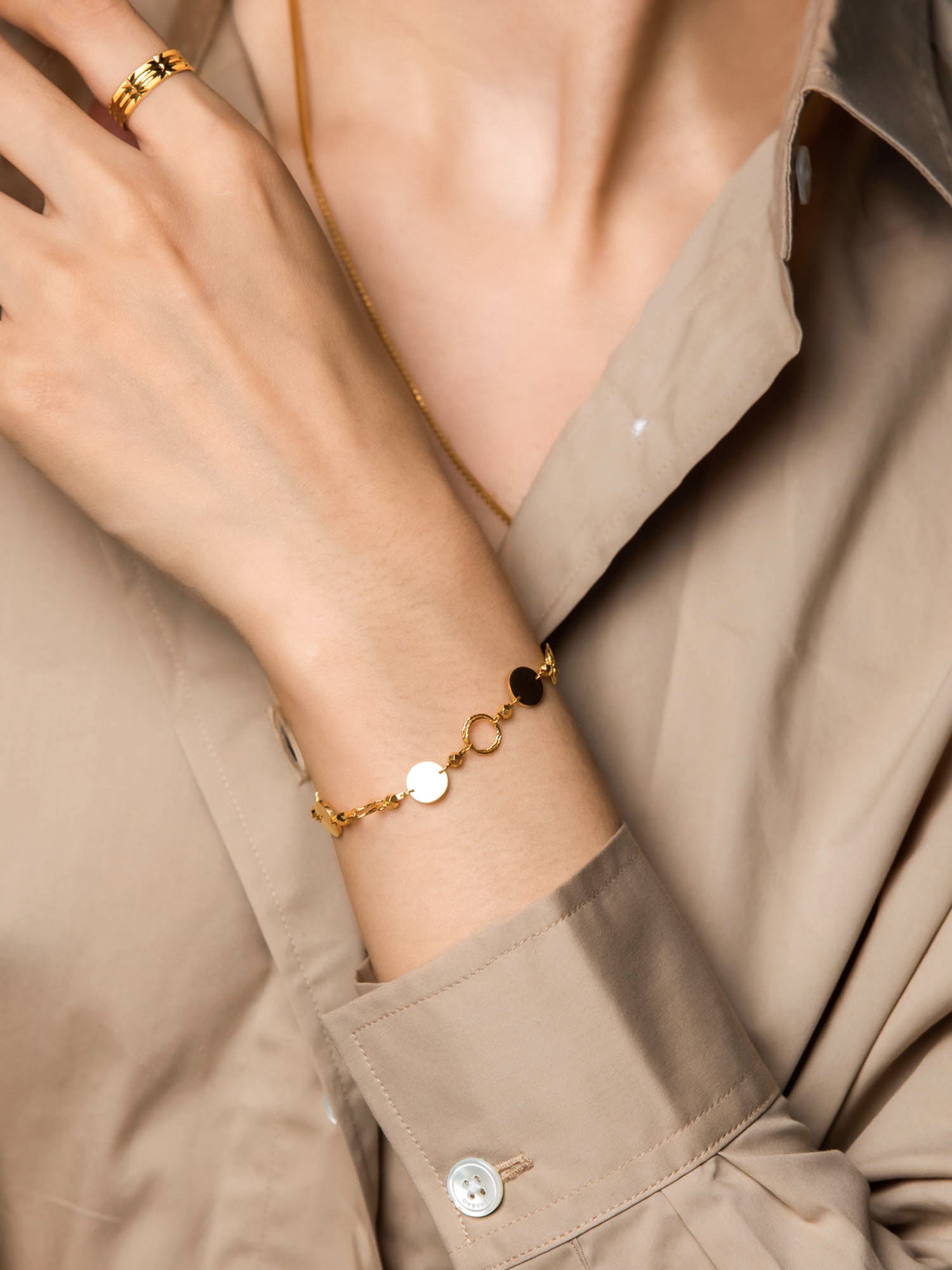999 Gold Coterie Bracelet