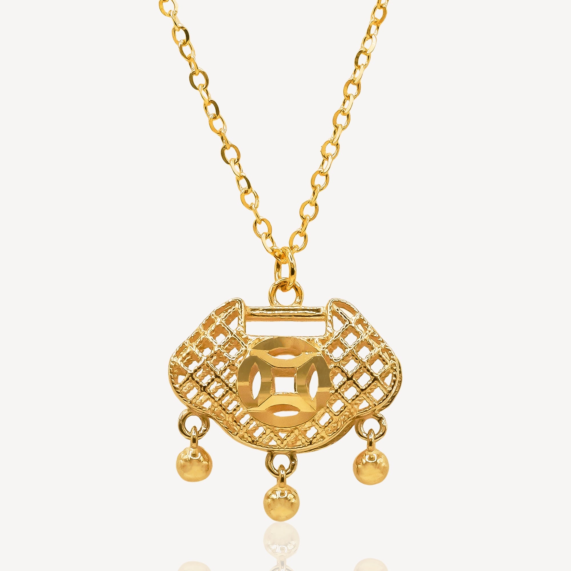 Gold Necklaces and Pendants collection.