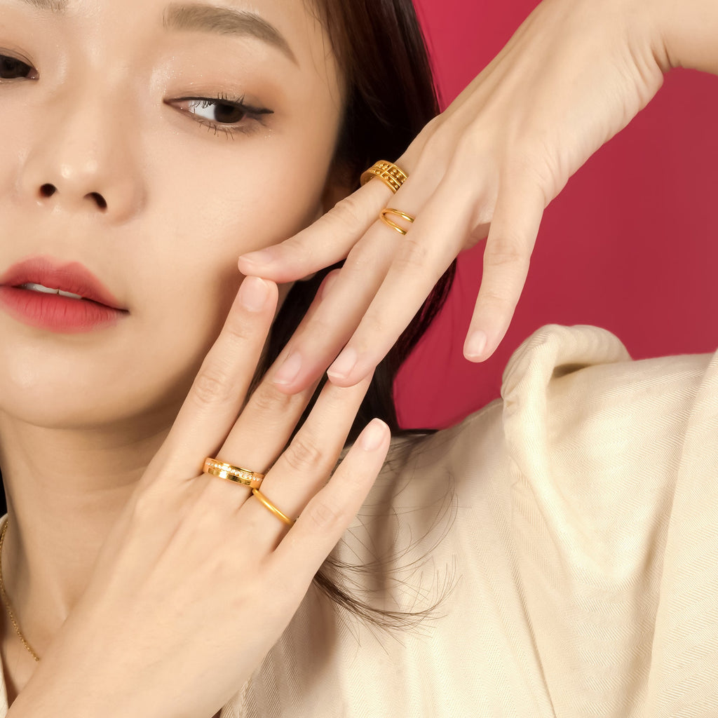 916 Gold Zirconia Classic Ring