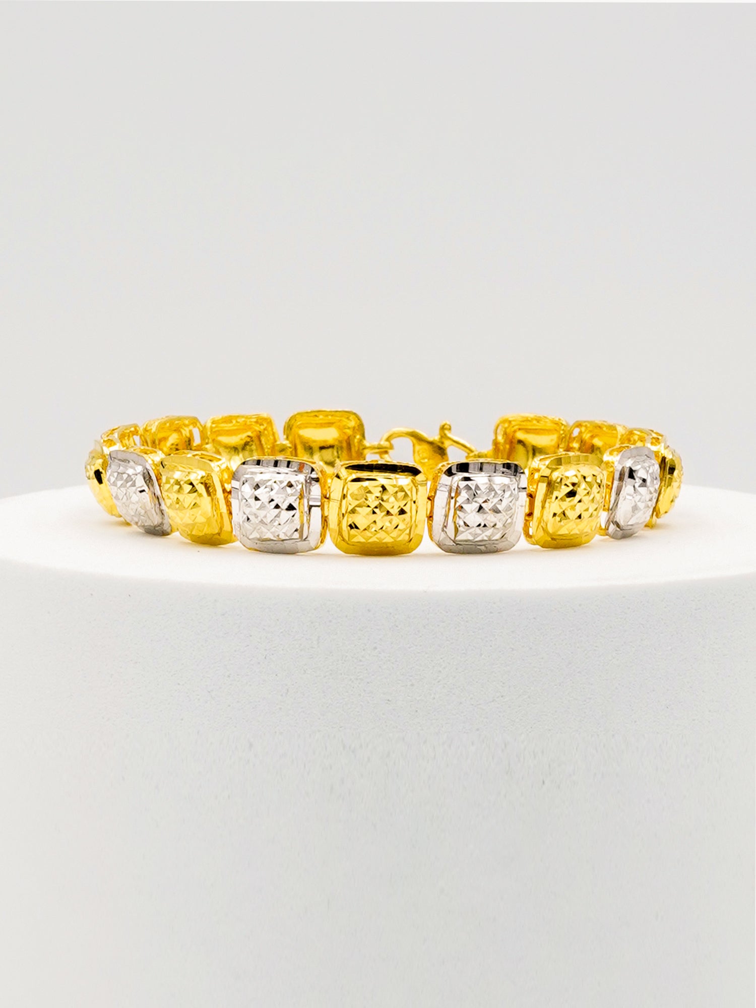 916 Gold Biskit Bracelet