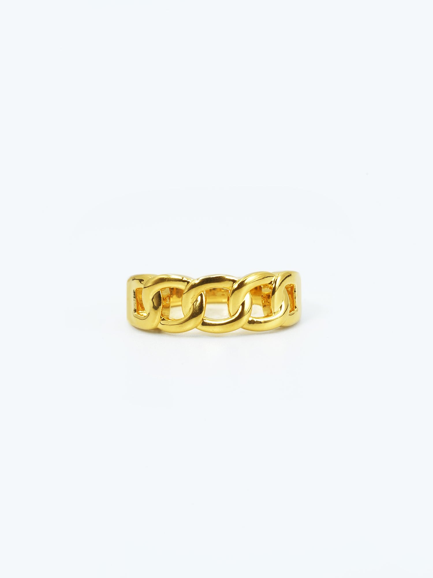 Gold luxe coco ring on flat placement