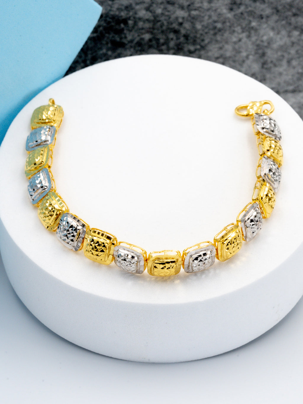 916 Gold Biskit Bracelet
